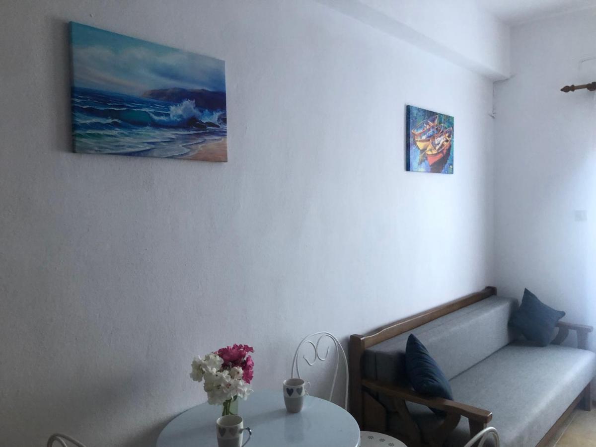 Jonny O, Apartment By The Sea Loutraki  Buitenkant foto
